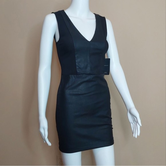 Zara Trafaluc Black V-neck Faux Leather Mixed Media Mini Dress Small NWT Defects - Picture 1 of 11